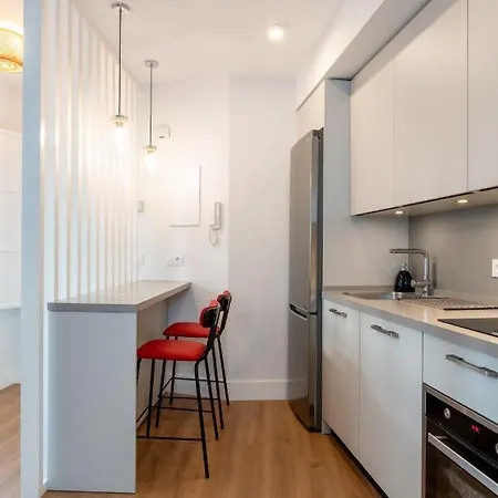 Duplex De Lujo Junto A La Catedral Terraza Privada Con Vistas A La Giralda Apartamento *