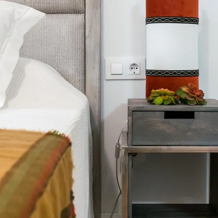 Duplex De Lujo Junto A La Catedral Terraza Privada Con Vistas A La Giralda * Sevilha