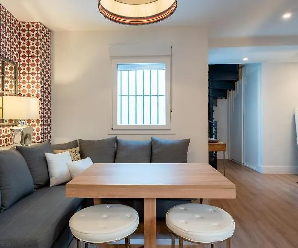 Duplex De Lujo Junto A La Catedral Terraza Privada Con Vistas A La Giralda 아파트