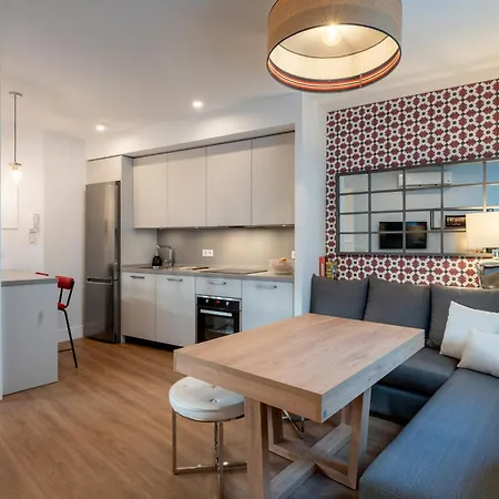 Duplex De Lujo Junto A La Catedral Terraza Privada Con Vistas A La Giralda דירה סביליה
